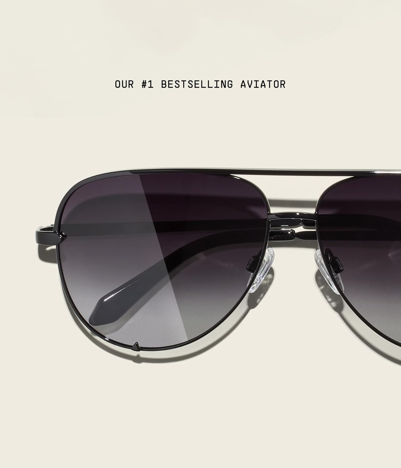Detalle 2 de QUAY Polarized Unisex Aviator Sunglasses with UV Protection