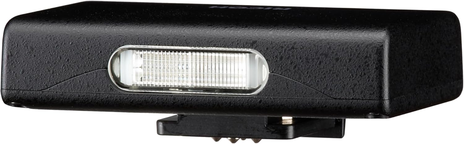 Detalle de Ricoh Compact Blitz GF-2 für Ricoh GR IV – kompakter Systemblitz mit USB‑C