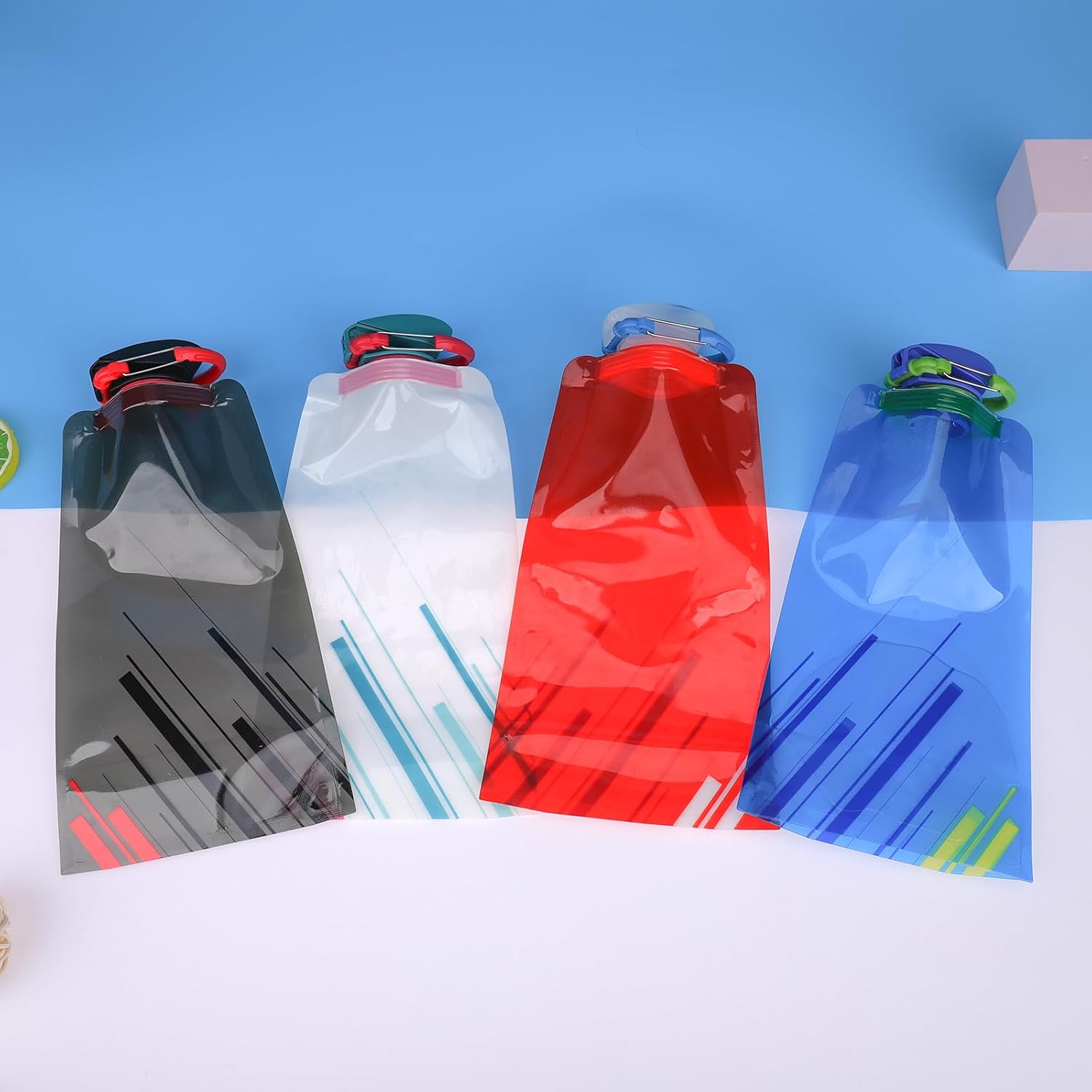 Detalle de VIEVRE Faltbare Trinkflasche 700 ml im 4er-Set – BPA-Frei, ultraleicht & wiederverwendbar