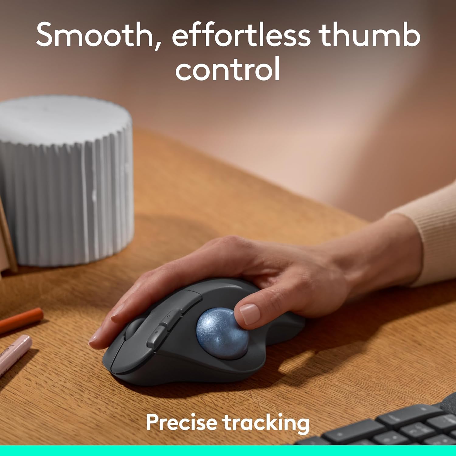 Thumbnail 1 de Logitech ERGO M575S Wireless Trackball Mouse (Bluetooth + encrypted dongle) – Graphite