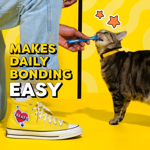 Detalle 2 de Temptations Creamy Puree Cat Treats, Chicken, Salmon & Tuna — 24 Count