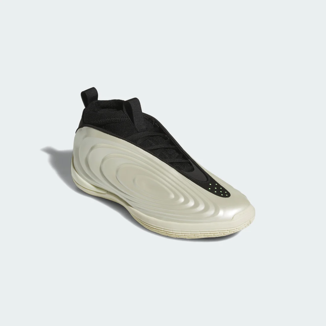 Detalle 2 de Zapatilla HARDEN VOLUME 10 de Adidas — beige, para siguen estilo y rendimiento