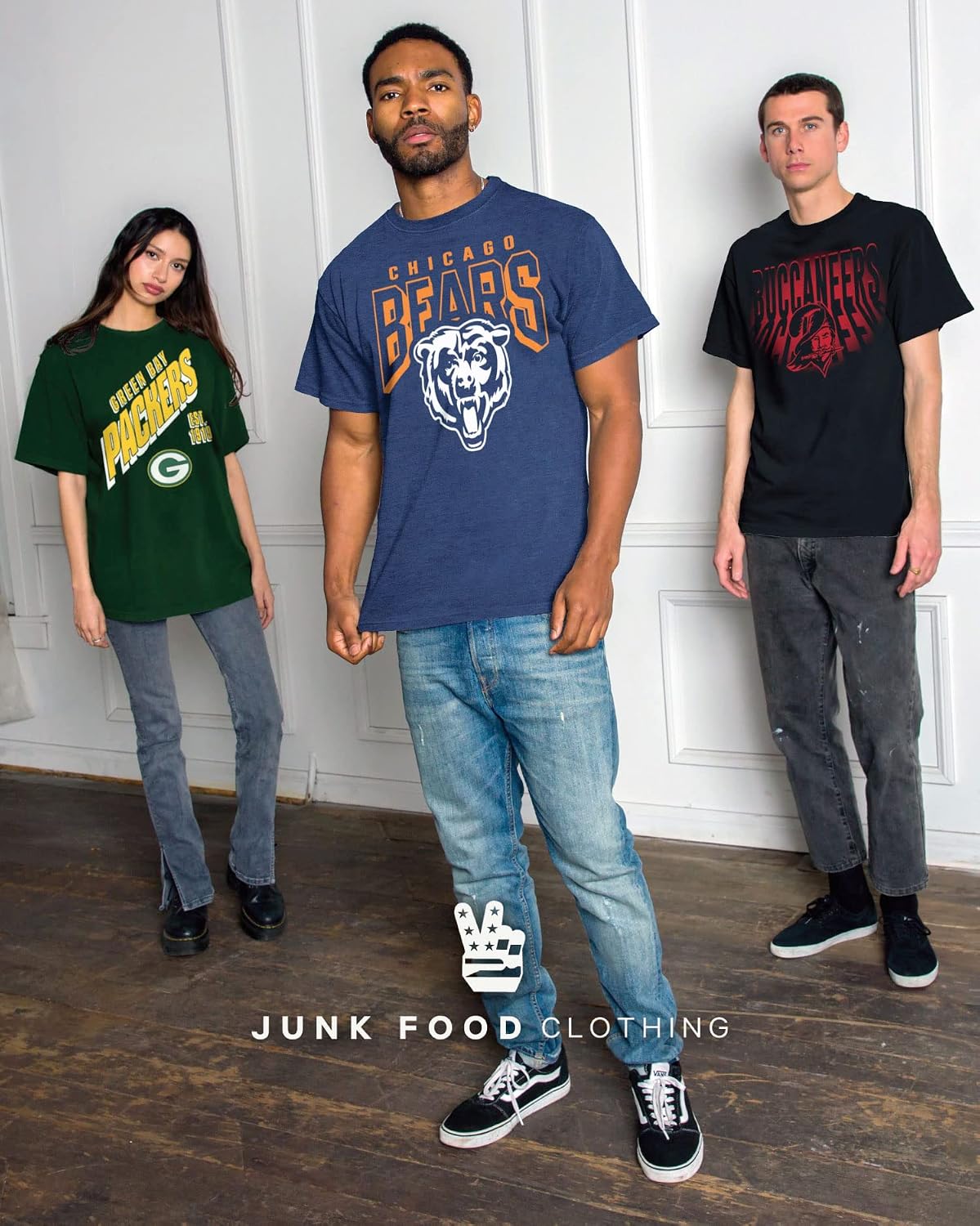 Thumbnail 6 de Junk Food Team Helmet Short Sleeve Football Tee 🏈