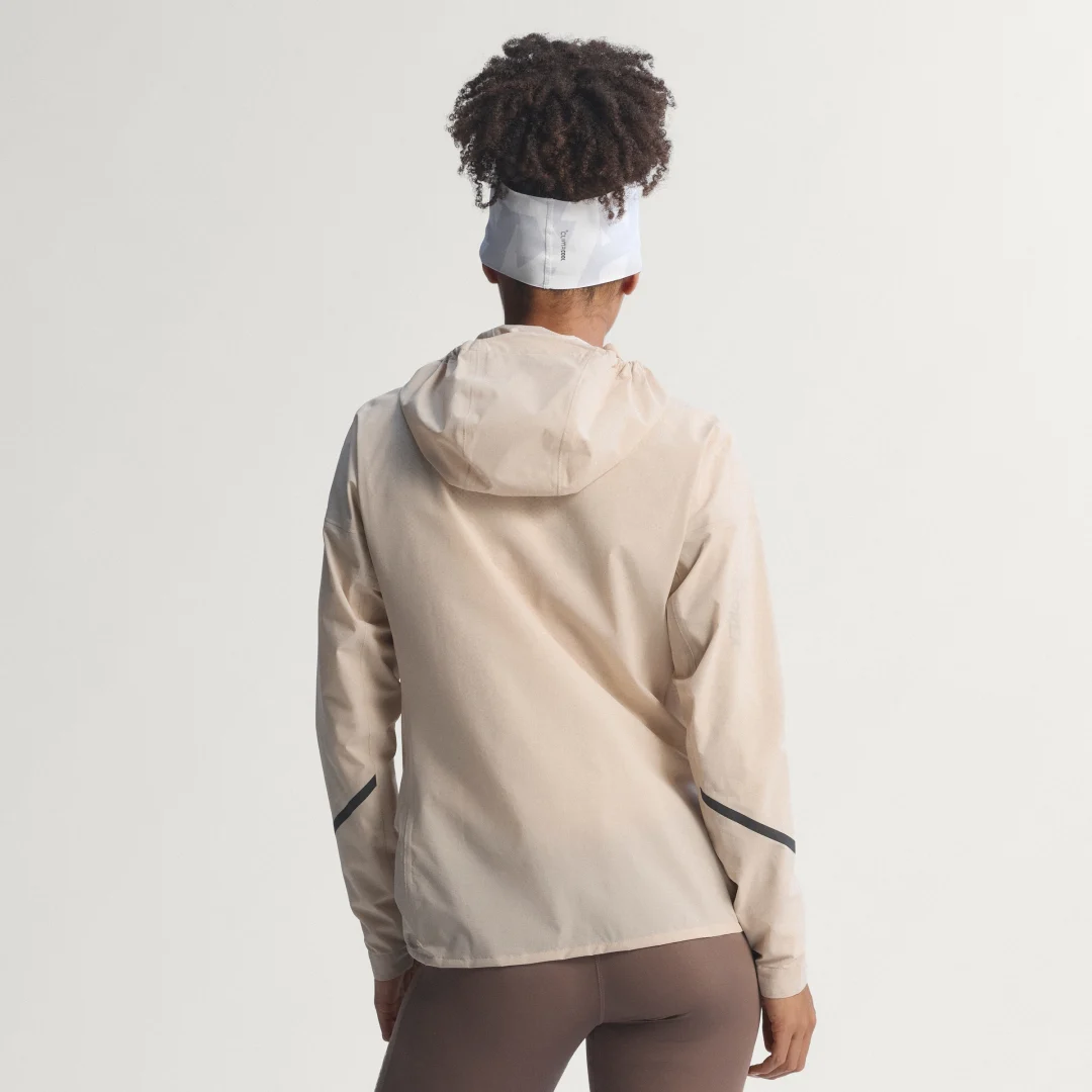 Detalle 2 de Chaqueta Terrex Xperior 2.5 Layer Light CLIMAPROOF de Adidas – para actividades al aire libre