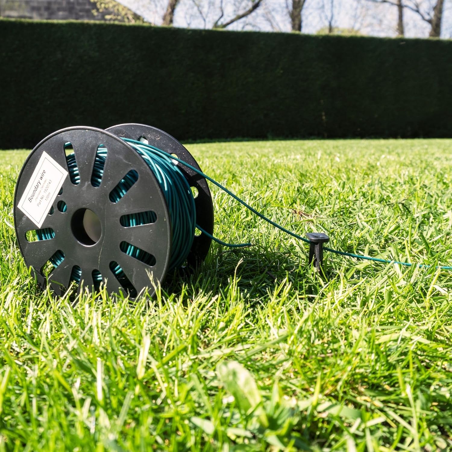Detalle de Yard Force MB800 robotic lawn mower 800m²