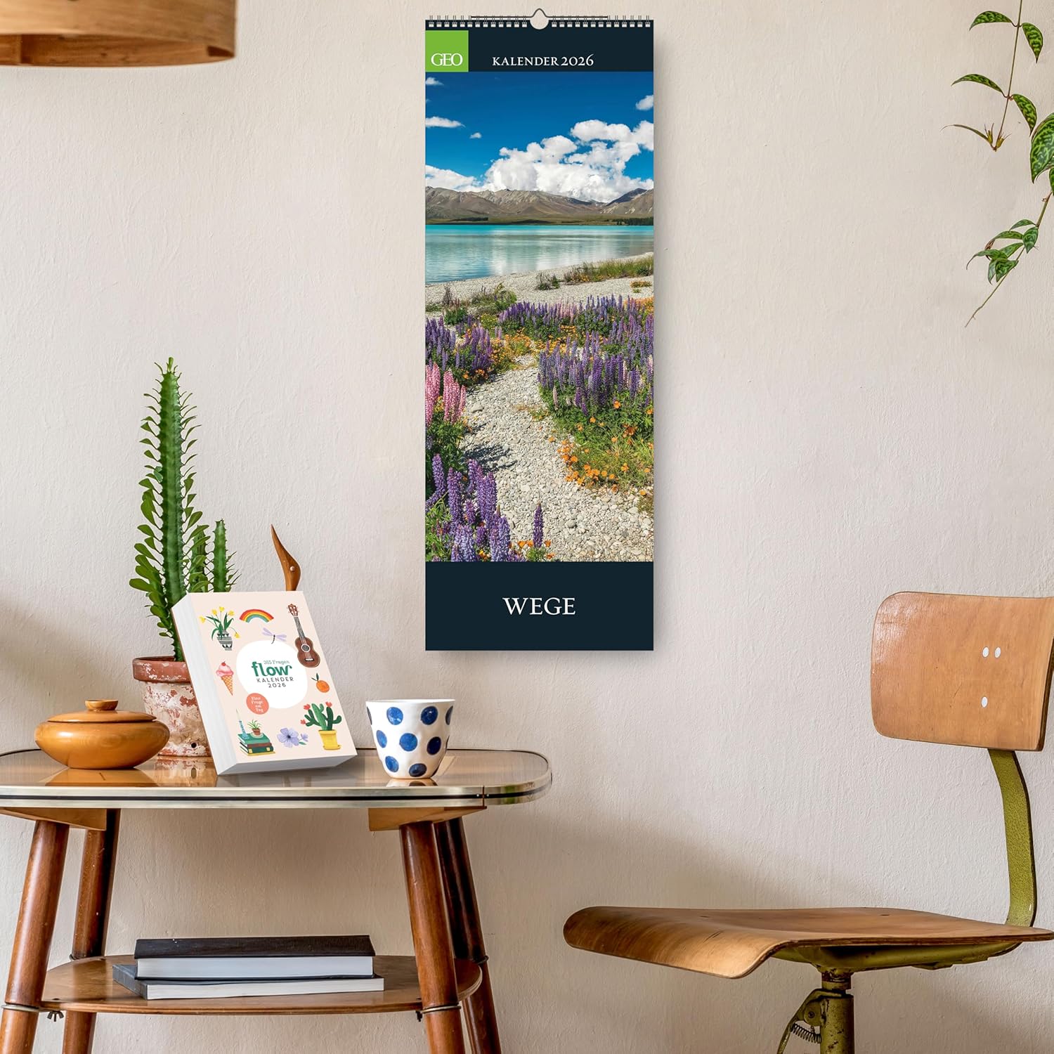 Detalle 2 de GEO Wege 2026 – Wandkalender, 25 x 69 cm mit 12 Landschaftsaufnahmen