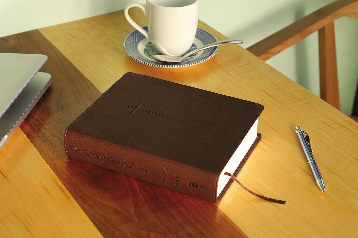 Thumbnail 2 de Zondervan NIV Journal the Word Bible, Brown Leathersoft, Red Letter, Comfort Print