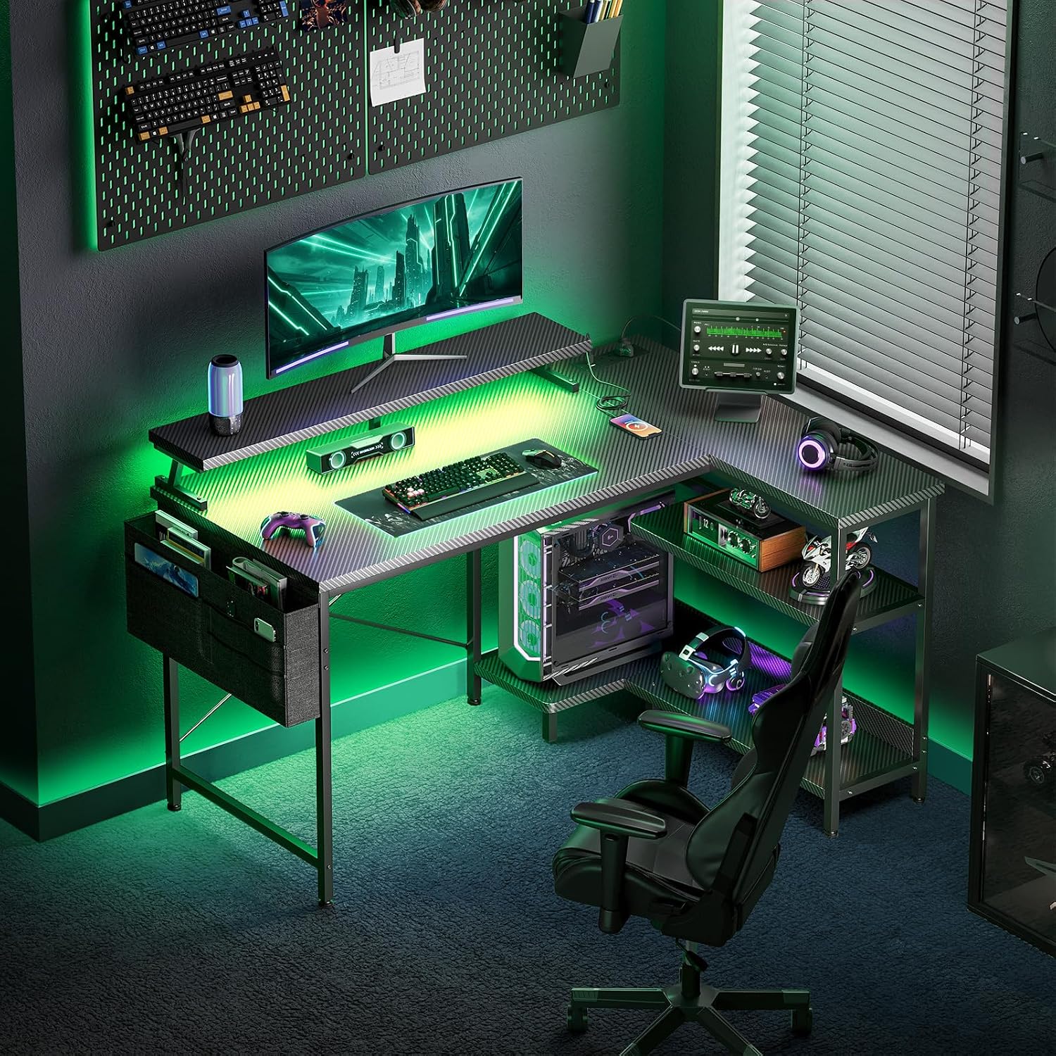 Thumbnail 1 de Coleshome L Shaped Gaming Desk with LED Lights (100 × 70 cm) in Carbon Fibre Black