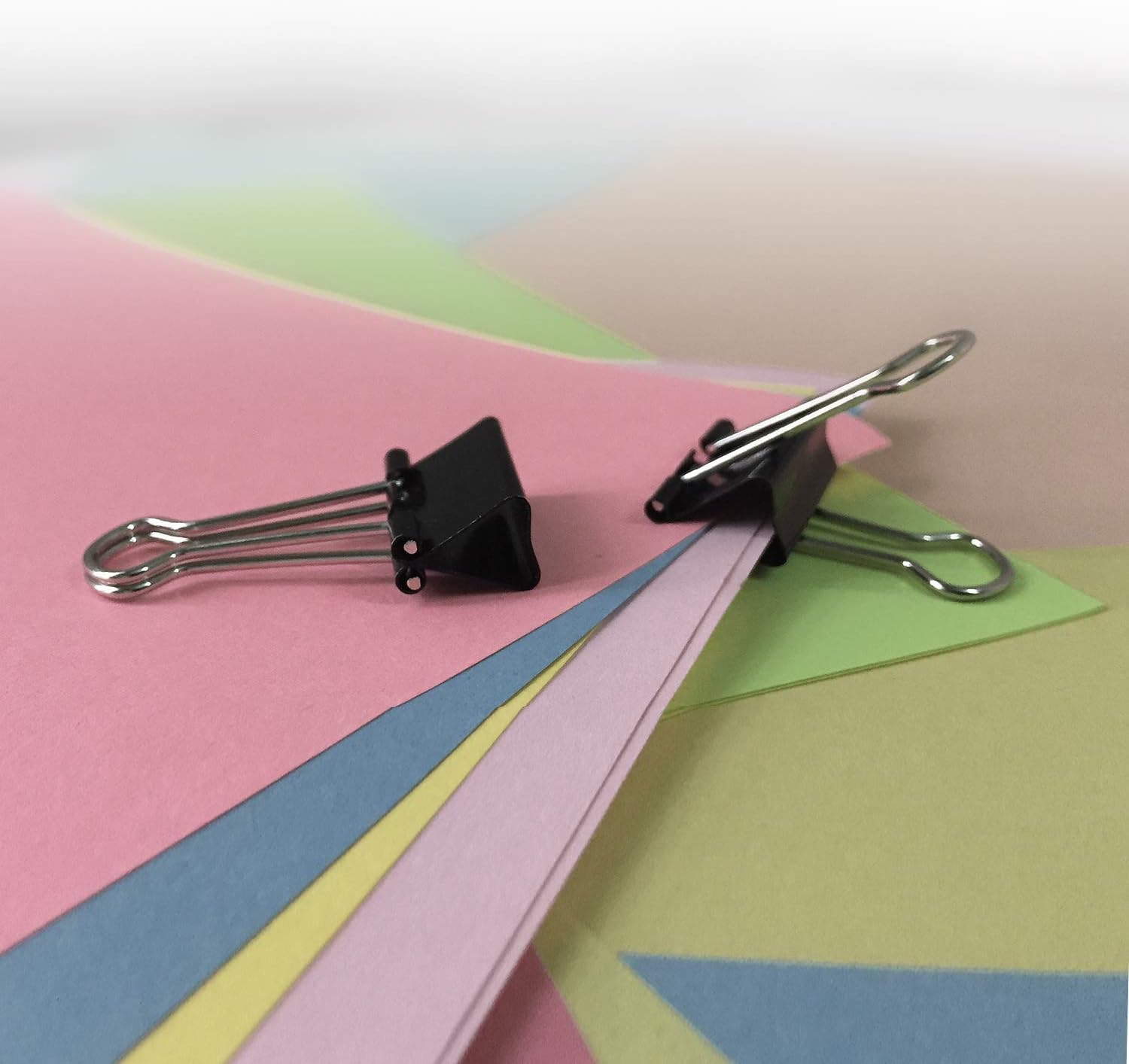 Thumbnail 5 de Amazon Basics Binder Clips, 5/16" Capacity, 3/4" Wide – 144 Count (12 x 12) – Black