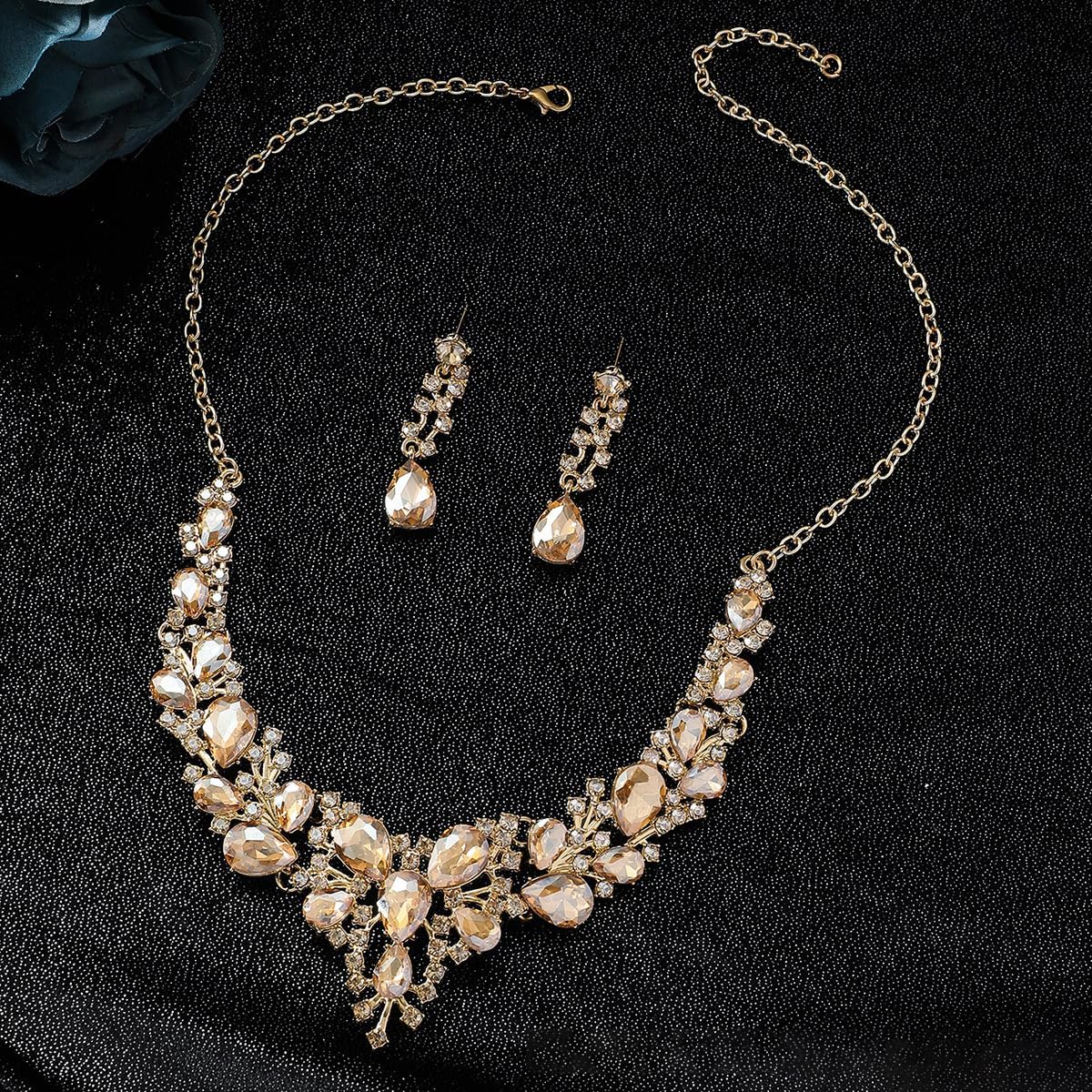Detalle de ALMLWIAJ Statement Halskette & Ohrringe Set – Kristall Tränen Clusterschmuck für Hochzeiten