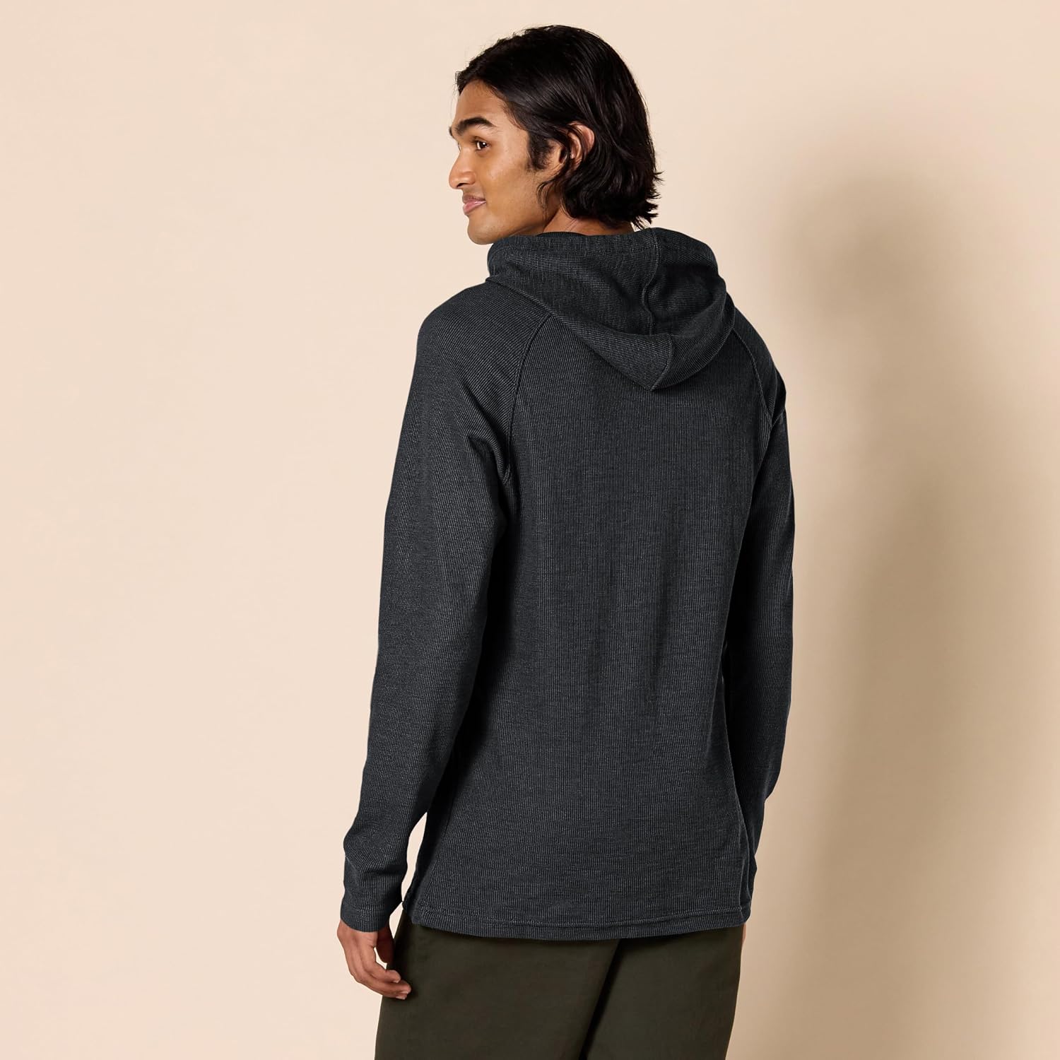 Thumbnail 1 de Amazon Essentials Herren Thermo-Kapuzenpullover aus Flammgarn – Langärmlig, Regular Fit