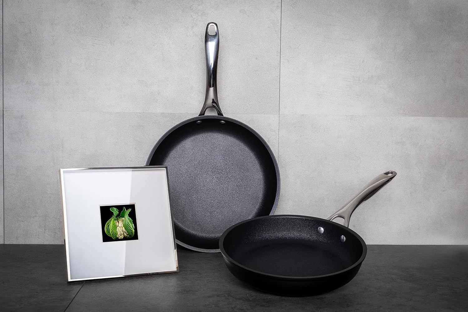 Detalle 2 de Barazzoni Black Titan Pro 85560602098 – patelnia 20 cm, powłoka 5-warstwowa