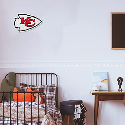 Detalle 2 de Rico Industries NFL Football Primary Shape Cut Pennant 🏈