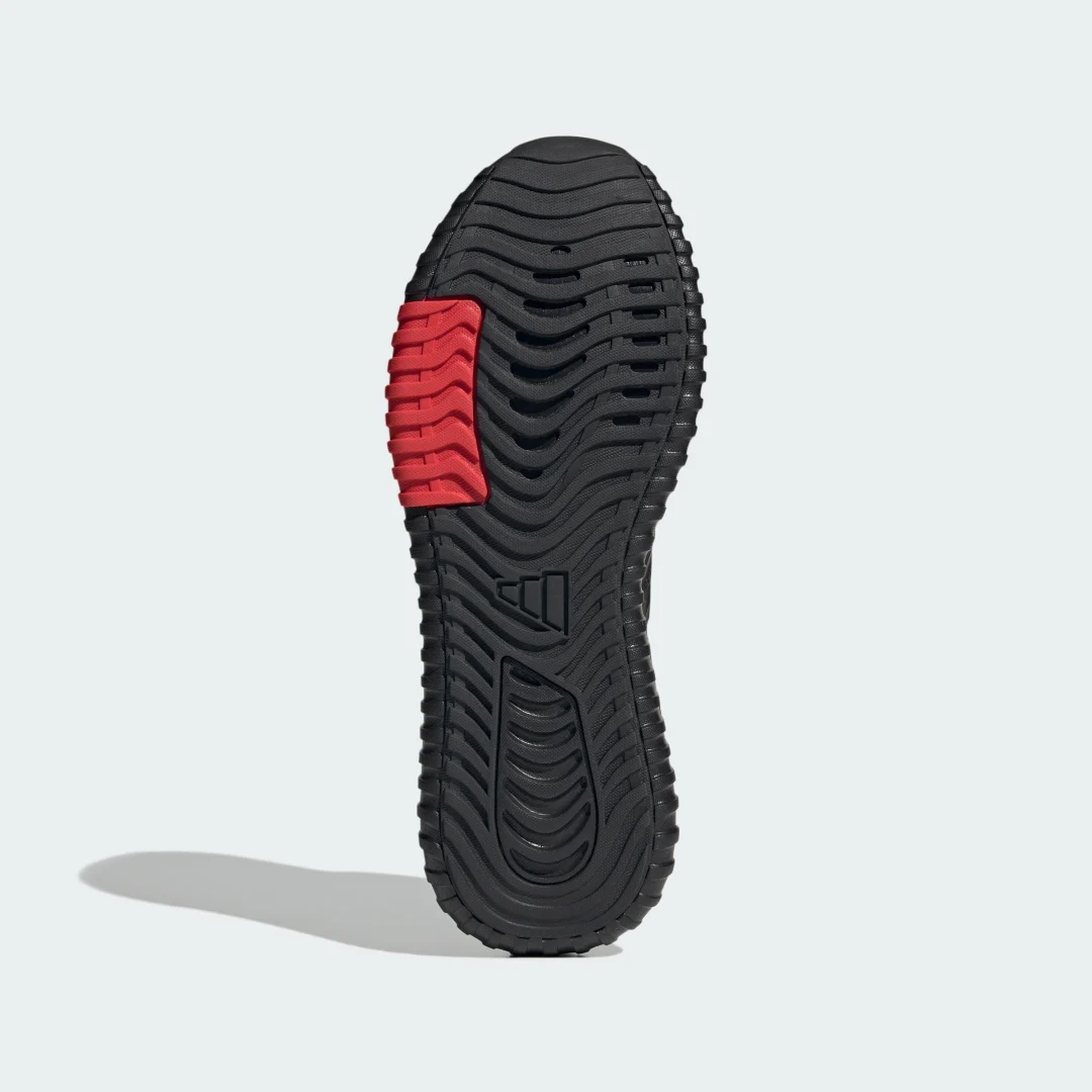Detalle de Zapatilla Kaptir 4.0 de Adidas: comodidad urbana en color negro