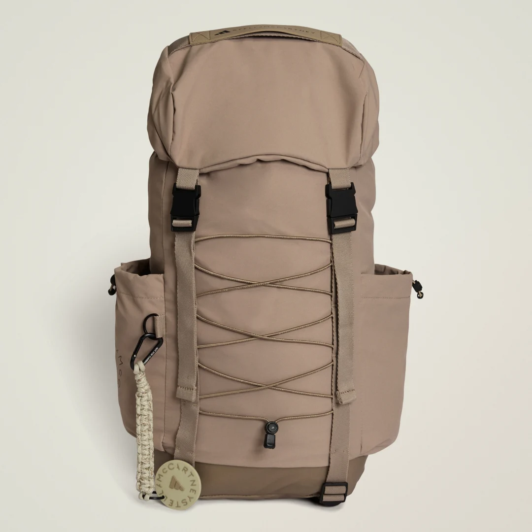Detalle 2 de Mochila adidas By Stella McCartney (color Marrón) – estilo sostenible con sello de diseño