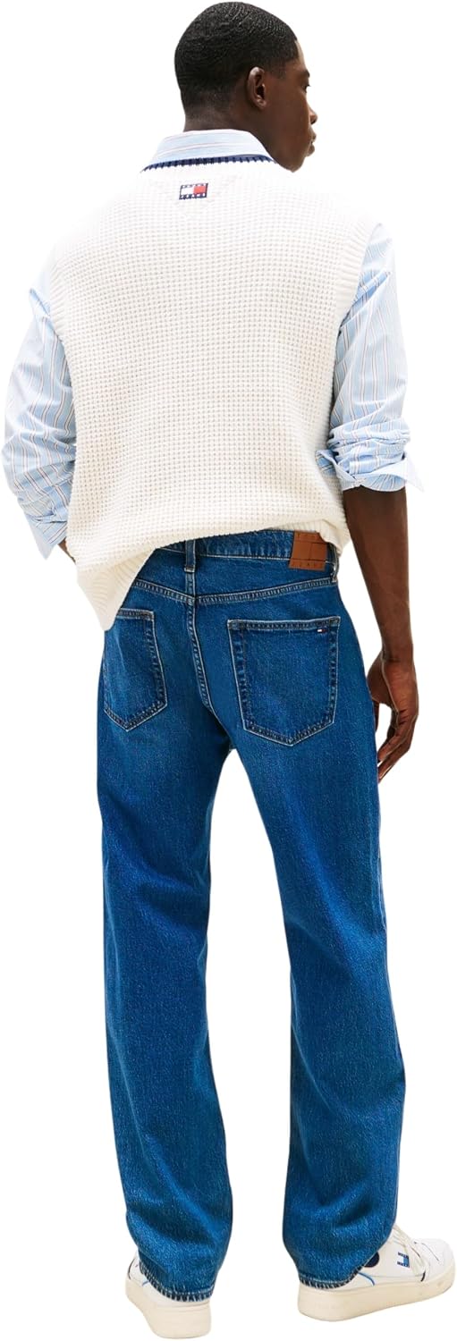 Detalle 2 de Tommy Jeans Men’s Otis Regular Straight Leg Jeans