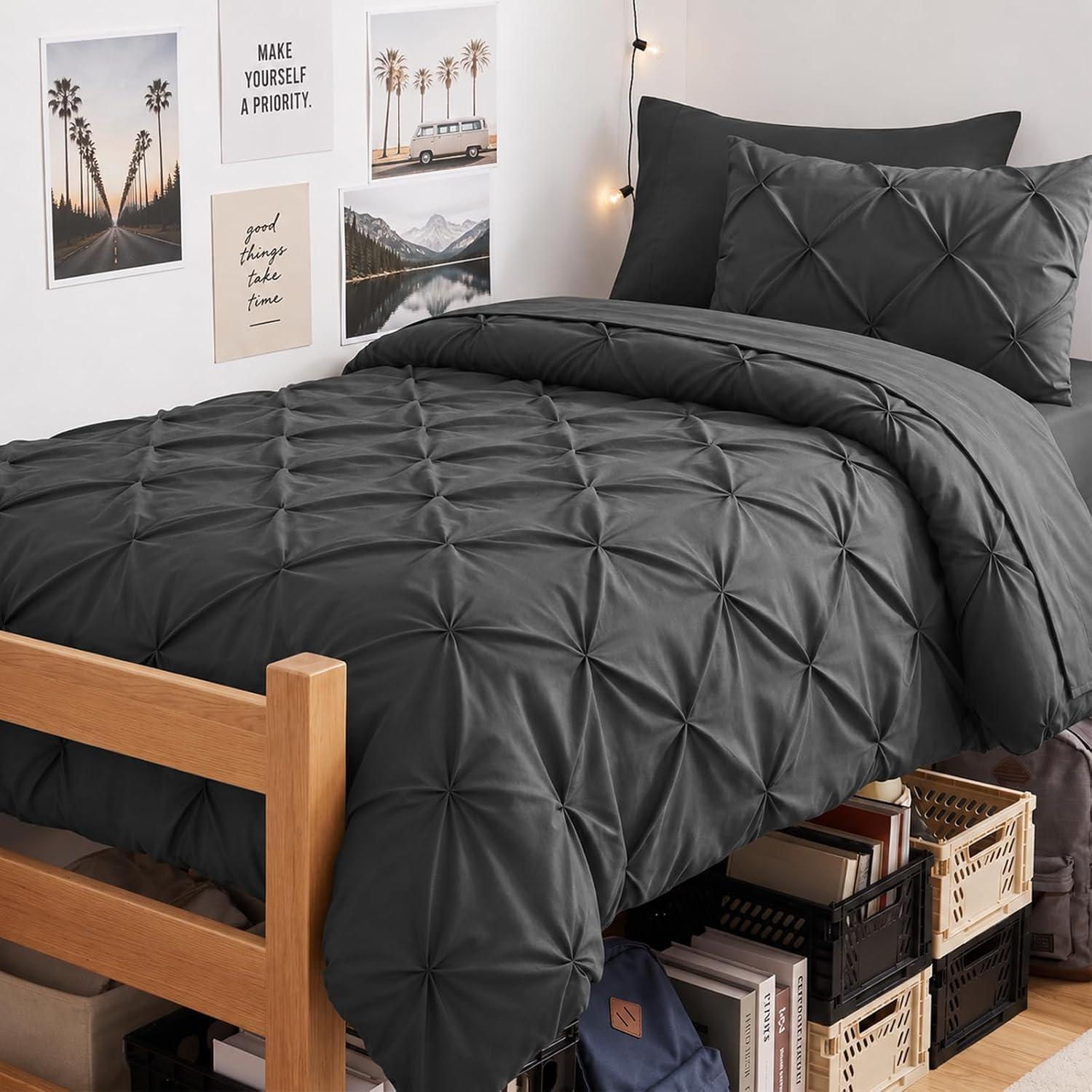 Detalle de CozyLux Twin Comforter Set
