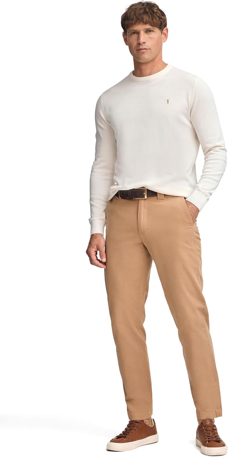 Detalle de Polo Club Basic herentrui met V-hals, logo en 100% katoen