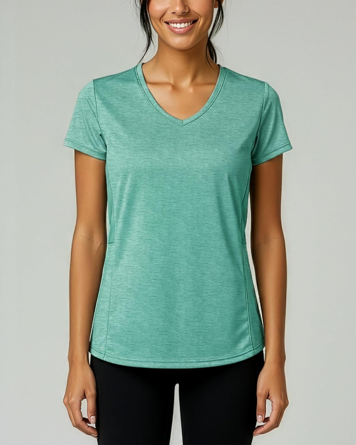 Thumbnail 6 de Real Essentials 5 Pack: Women's Dry-Fit V-Neck Short Sleeve Tee