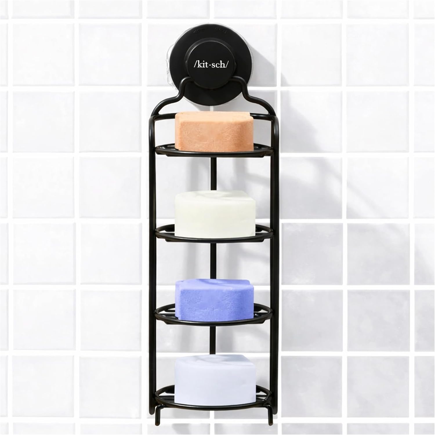 Detalle de Kitsch Hanging Shower Caddy with Suction Cup – self-draining bar soap holder for shampoo and conditioner bars