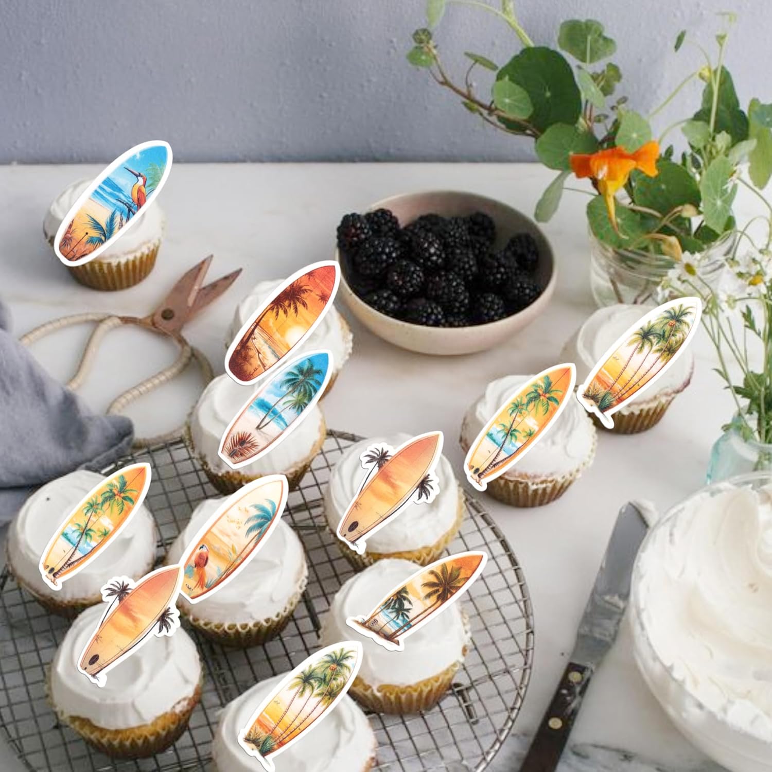 Thumbnail 4 de Essbar 60 Stück Surfbrett-Kuchen-Deko aus Waffel-Reispapier (essbare Cupcake Toppers) für Sommer-Themen