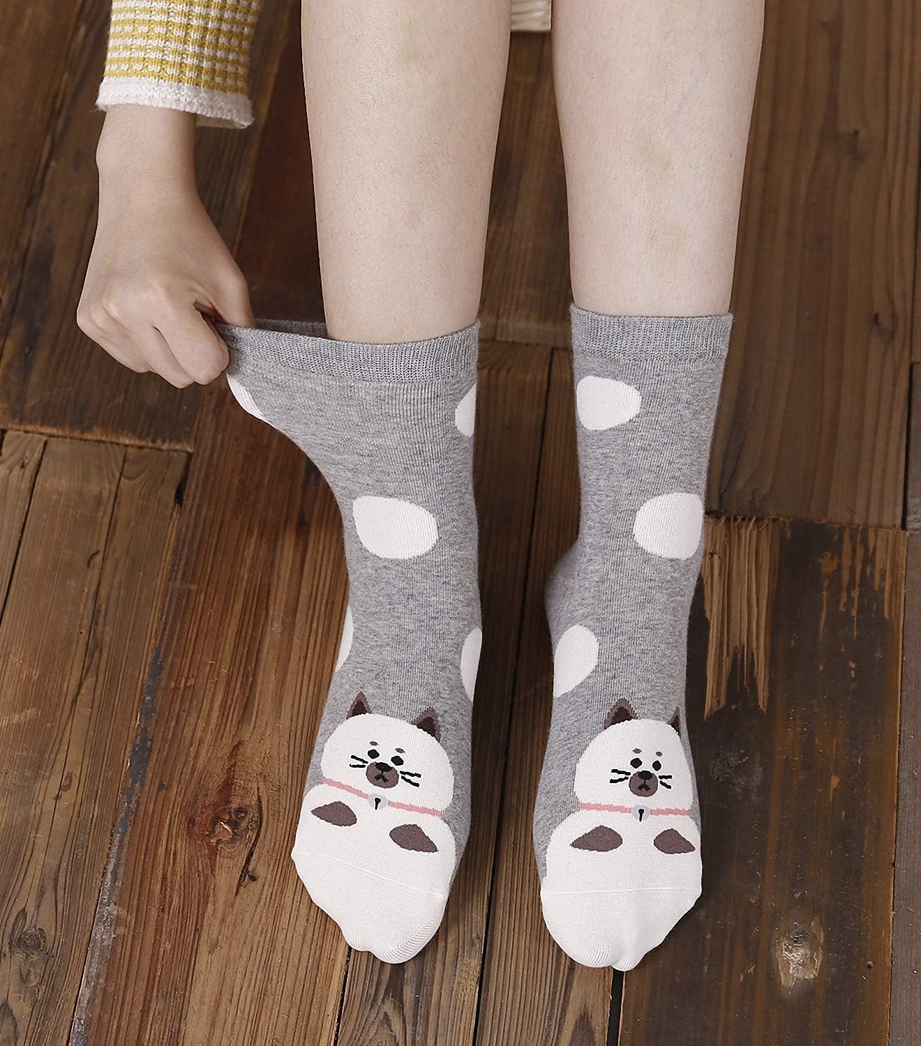 Detalle de ZFSOCK fluffiga antislipstrumpor med cupcake-design, storlek 36–43
