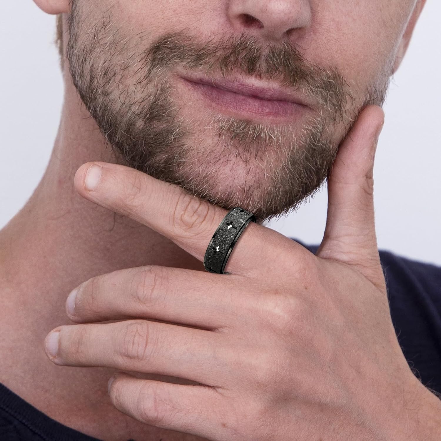 Detalle de SYDNFZY Anxiety Spinner Ring for Men (Stainless Steel Cross Spinner) — 8mm Fidget Spinner Ring for Stress Relief