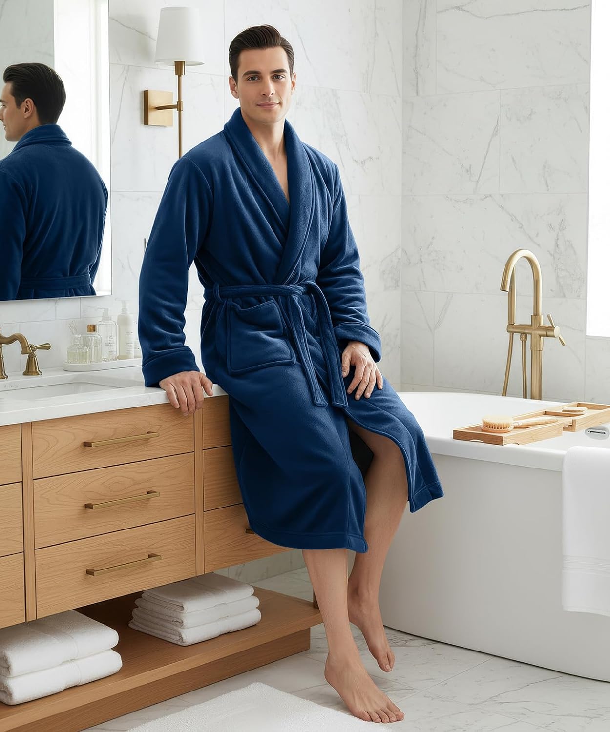 Detalle 2 de NY Threads Men's Plush Fleece Bathrobe with Calf-Length Coverage, Belt and Pockets