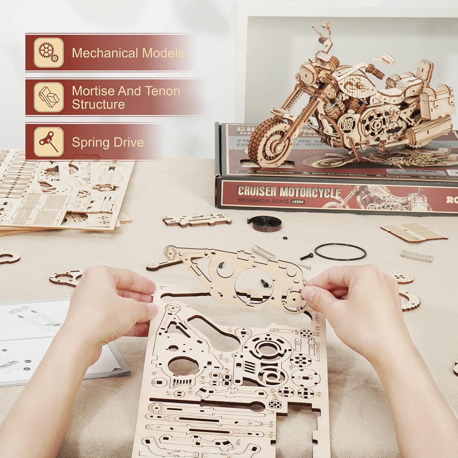 Detalle de ROBOTIME LK504 : Maquette 3D Motocyclette en bois, puzzle mécanique (420 pièces)