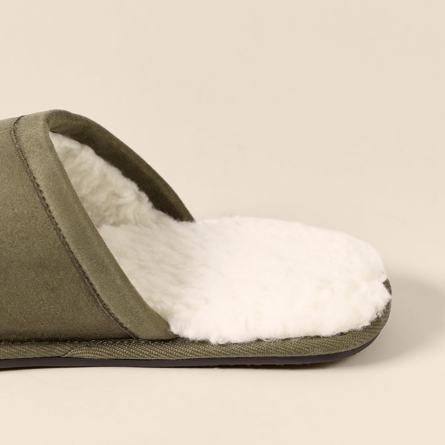 Thumbnail 3 de Amazon Essentials Men's Cosy Slipper review