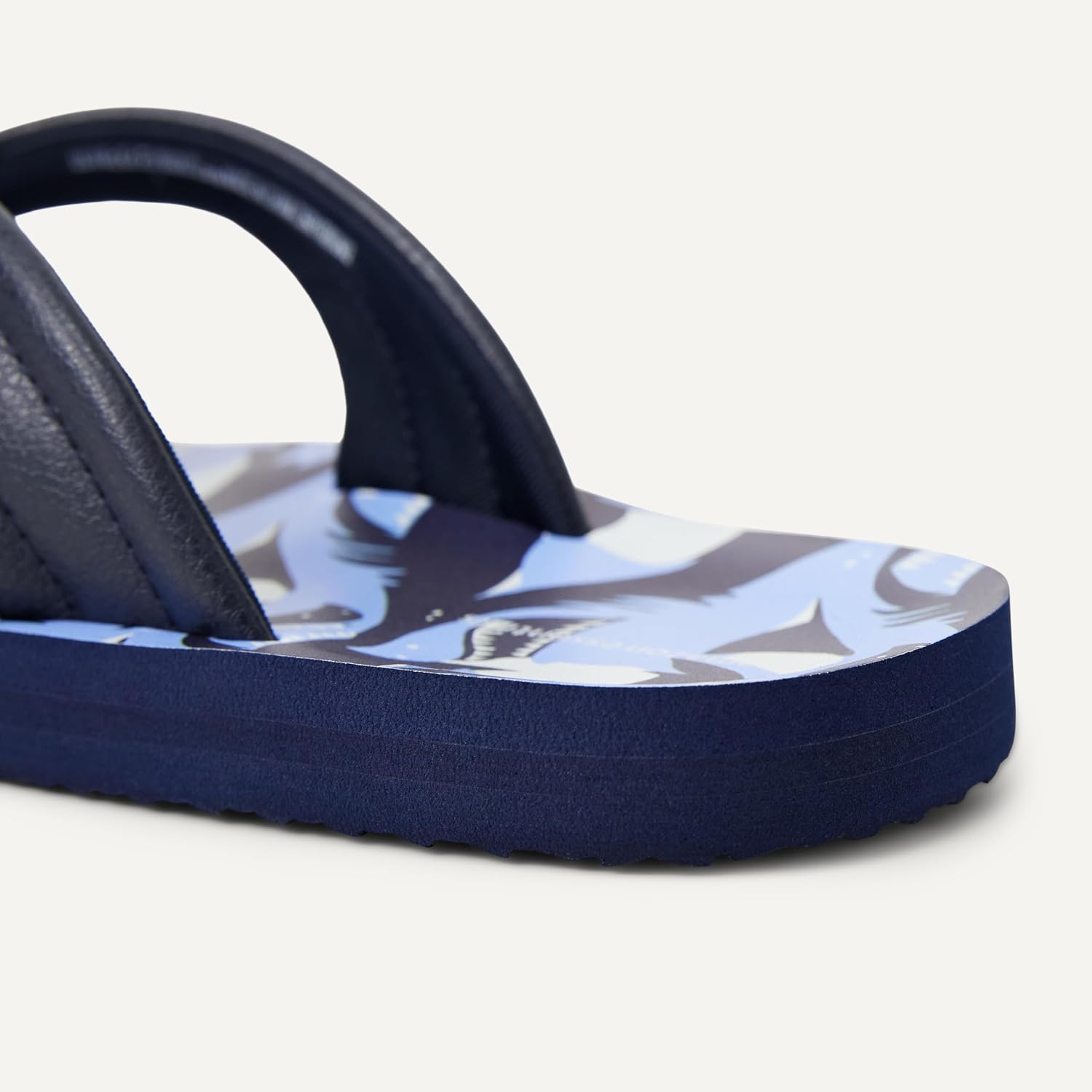 Detalle de Amazon Essentials Unisex Kinder Flip-Flop mit Zehentrenner – komfortabel, flexibel und alltagstauglich