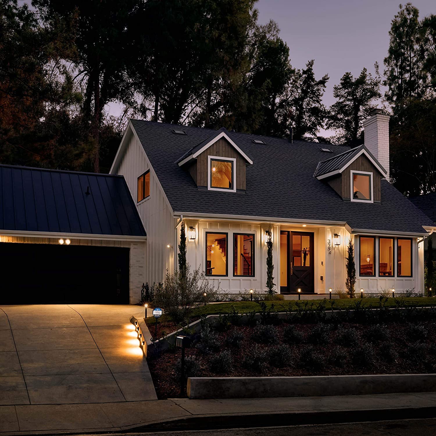 Detalle de Ring Low-Voltage Landscape Lighting Transformer