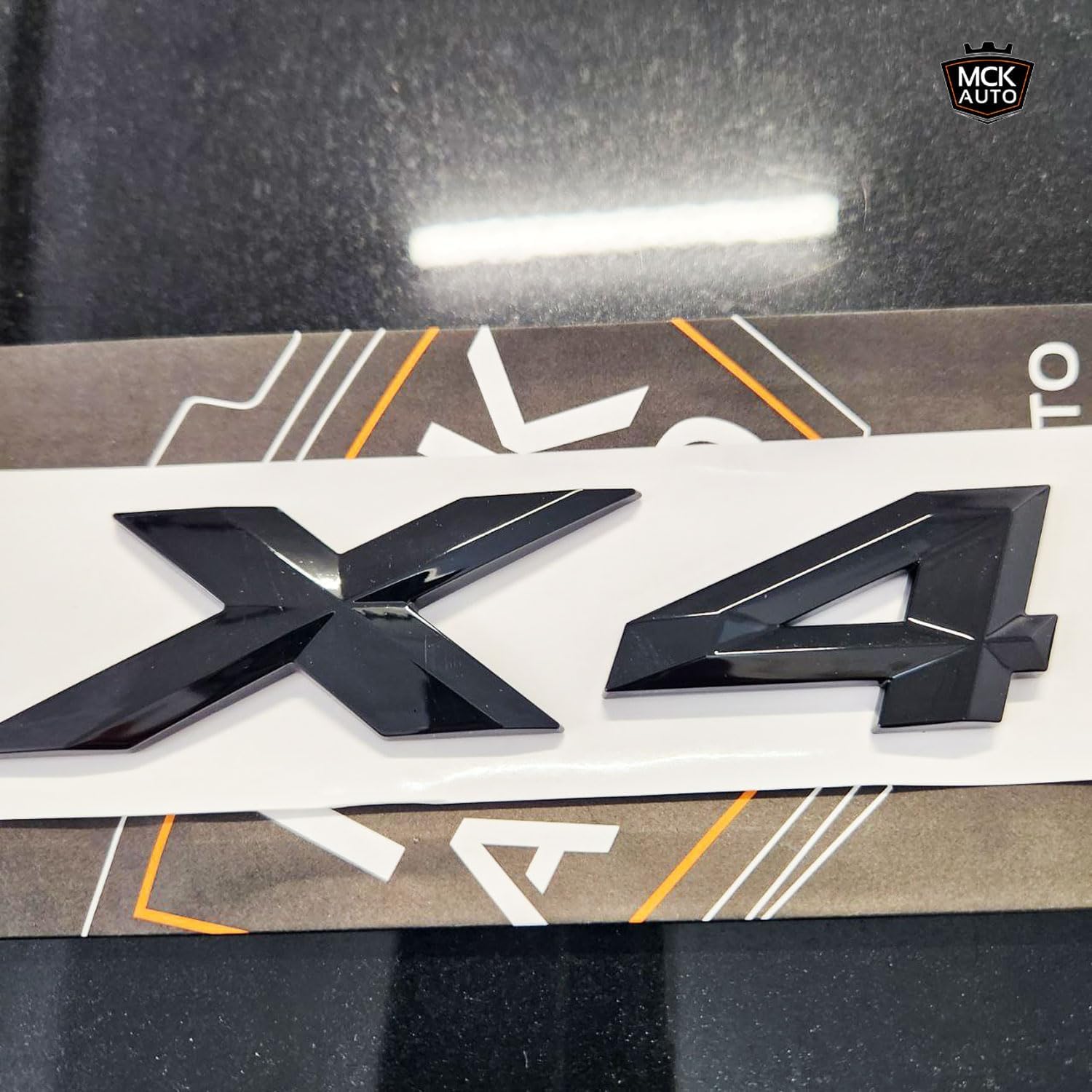 Detalle 2 de MCK Auto X4 Black Glossy Rear Boot Logo Emblem for X4 Series F26 G02