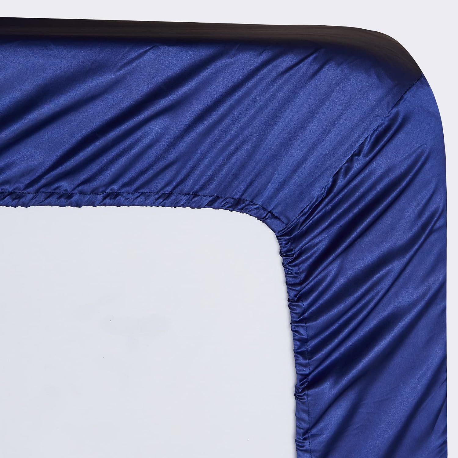 Detalle 2 de Drap Housse 180x200 cm Bonnet 30 cm Bleu Marine – Satin Microfibre, Respirant et Élégant