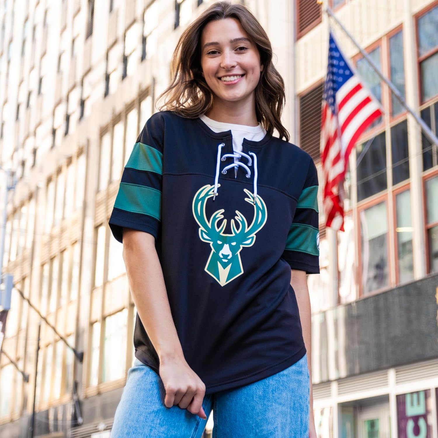 Thumbnail 3 de Ultra Game Women’s NBA Official Super Soft Mesh Lace-Up Jersey Shirt