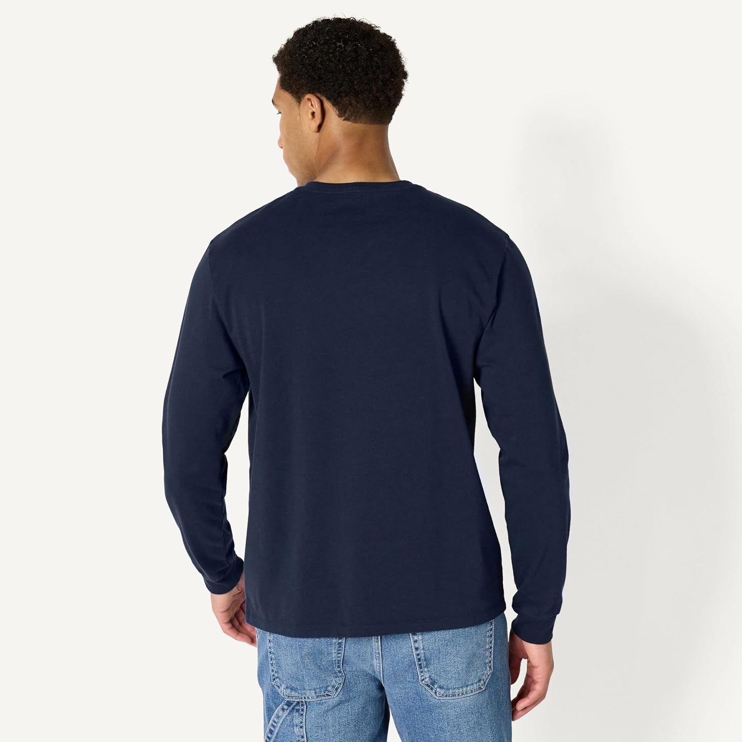 Detalle 2 de Amazon Essentials Men's Relaxed Fit Long Sleeve T-Shirt
