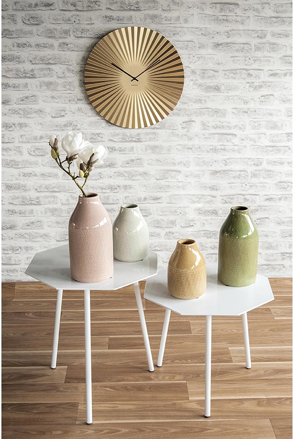 Detalle 2 de Karlsson KA5658GD nowoczesny zegar ścienny 50 cm, złoty, stalowy, cichy
