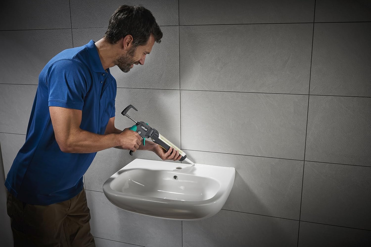 Detalle de wolfcraft MG 550 Caulking Gun I 4358000 – The strong and versatile tool for caulking and bonding