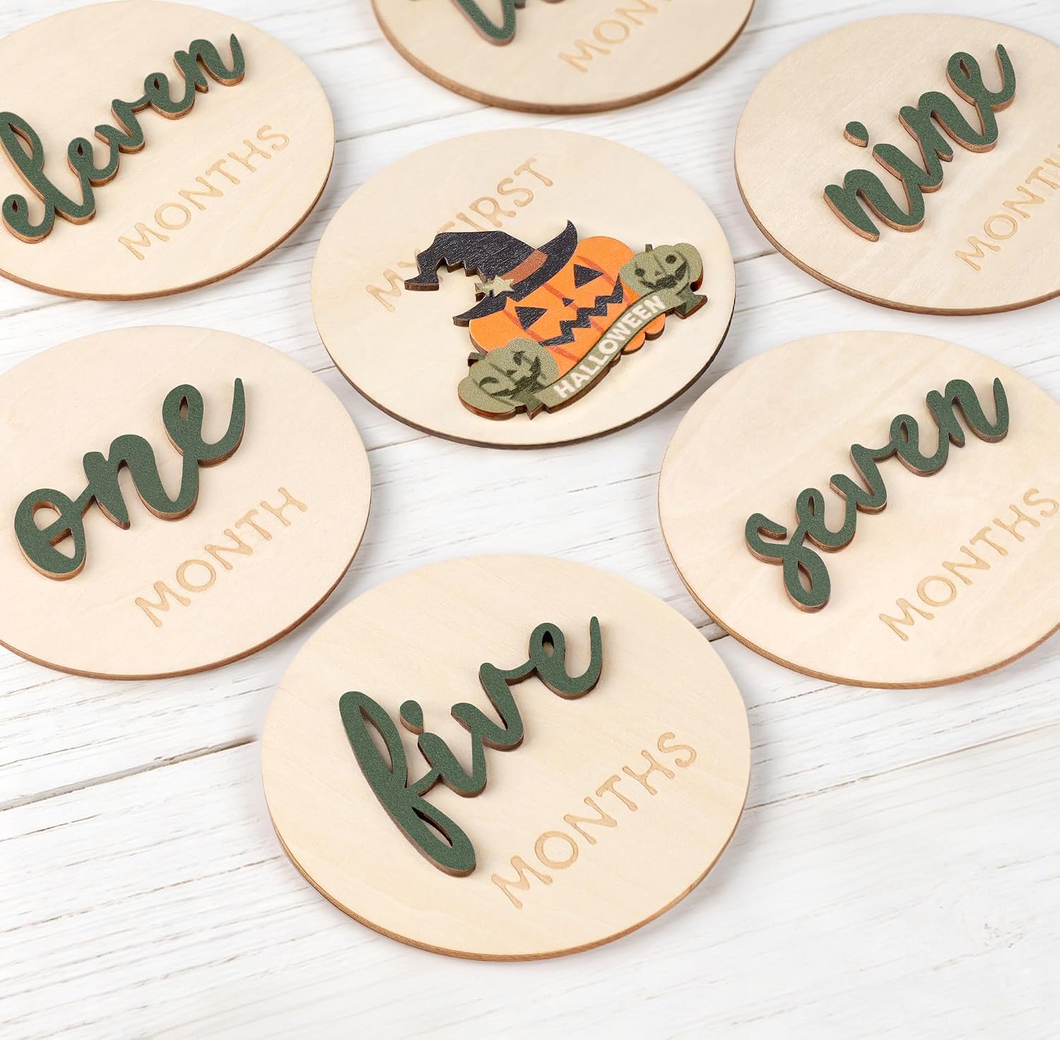 Detalle de Wooden Baby Milestone Signs
