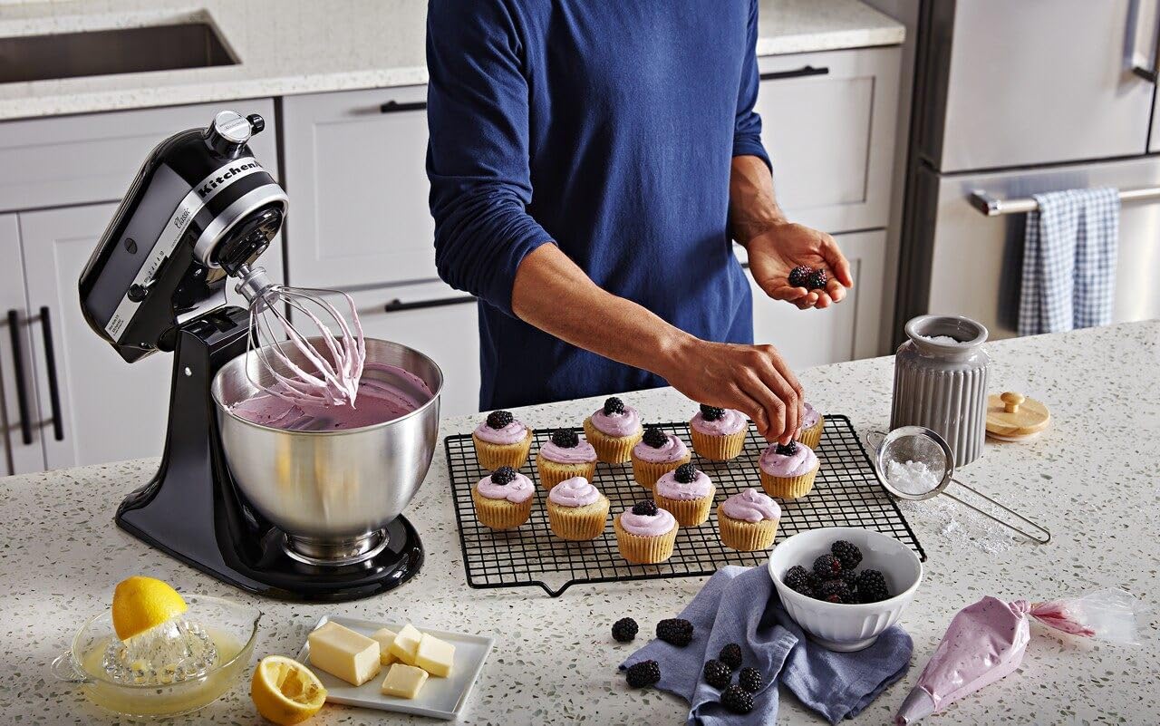 Detalle 2 de KitchenAid Tilt-Head Stand Mixer 4.5 Quart