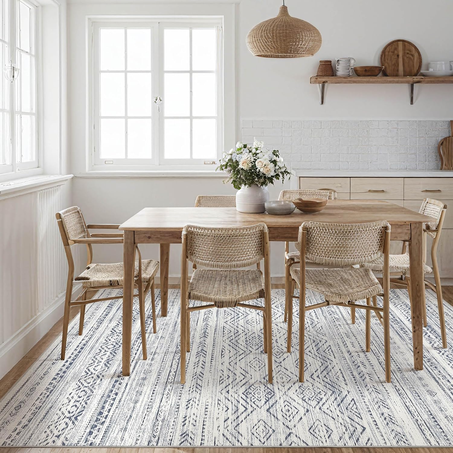 Detalle 2 de Tortania 7x9 Washable Area Rug: Soft Dark Blue Boho Moroccan Style for Living Room & Beyond