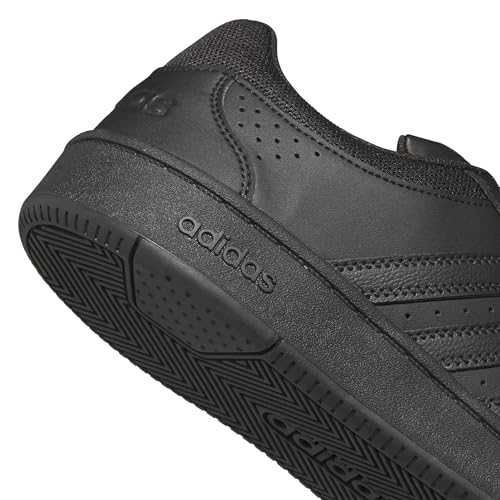 Detalle de adidas Hoops Classic Shoes for Men – Core Black / Core Black / Carbon, UK 7