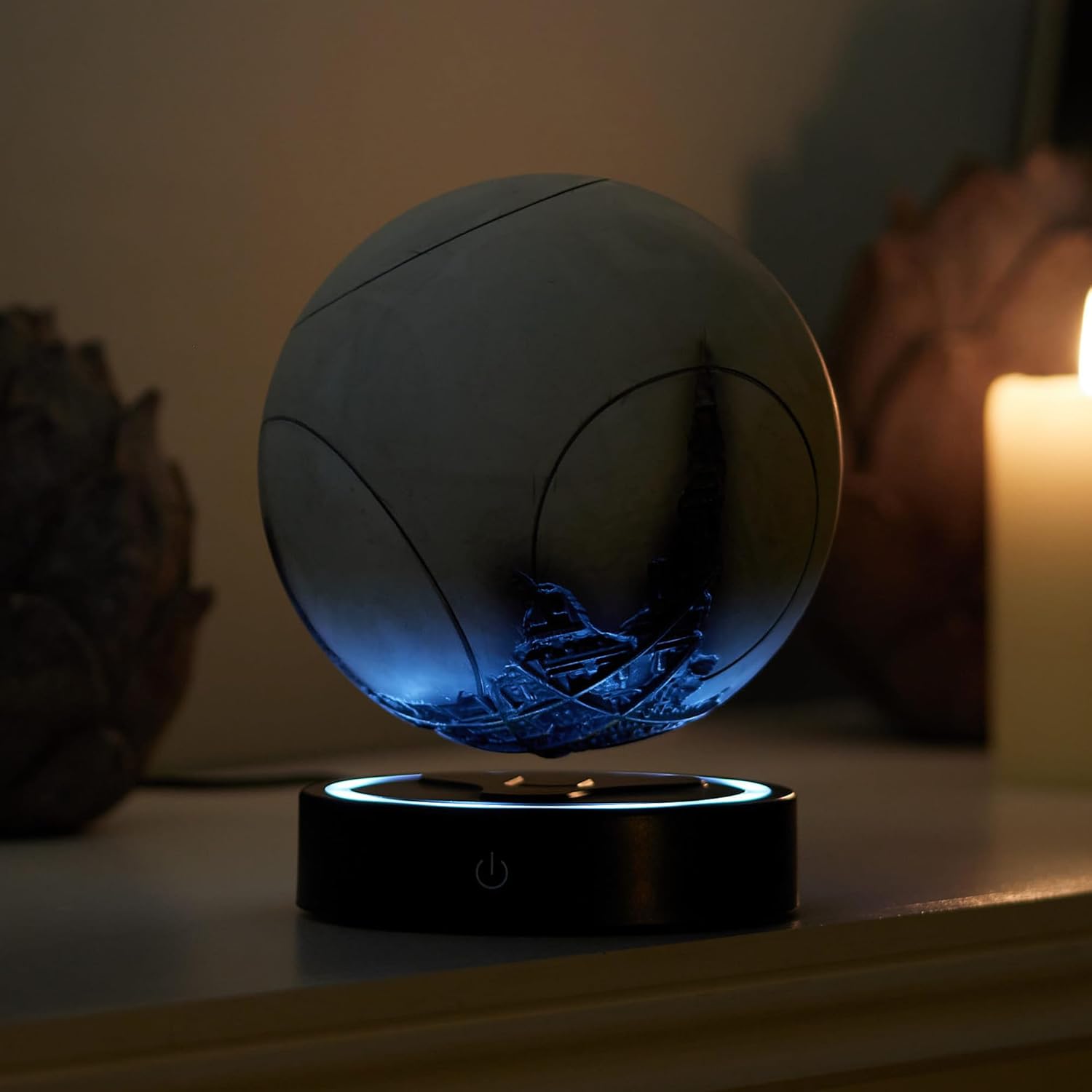 Thumbnail 1 de Numskull Official Destiny 2 Traveler Floating LED Lamp