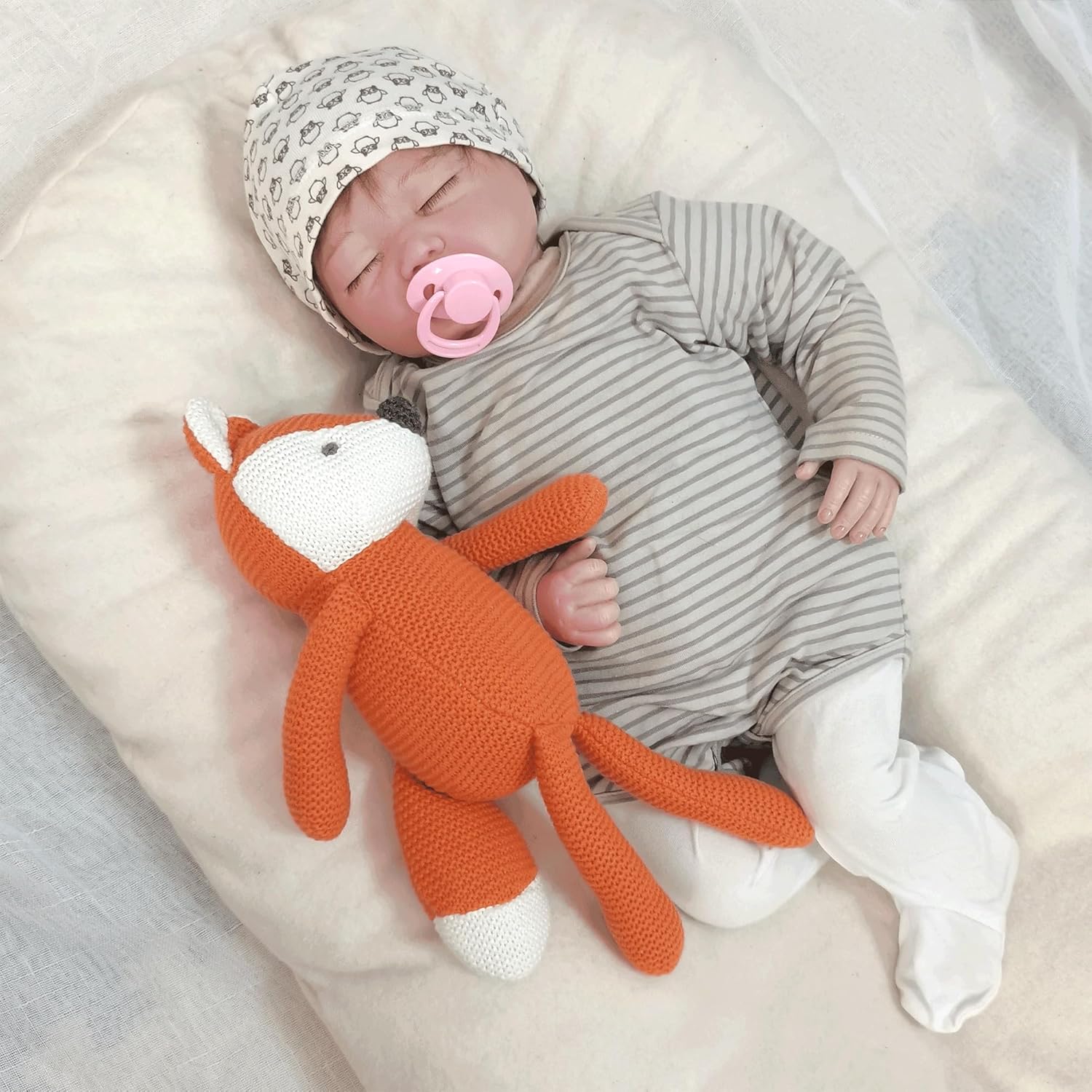 Detalle 2 de Fluffyfun Orange Fox Plush 7.1 in