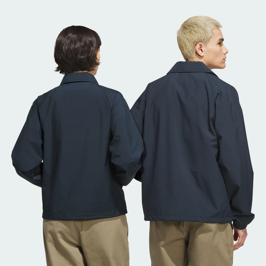 Detalle 2 de Adidas Chaqueta Skateboarding Coach: estilo y funcionalidad para tu día a día en skate