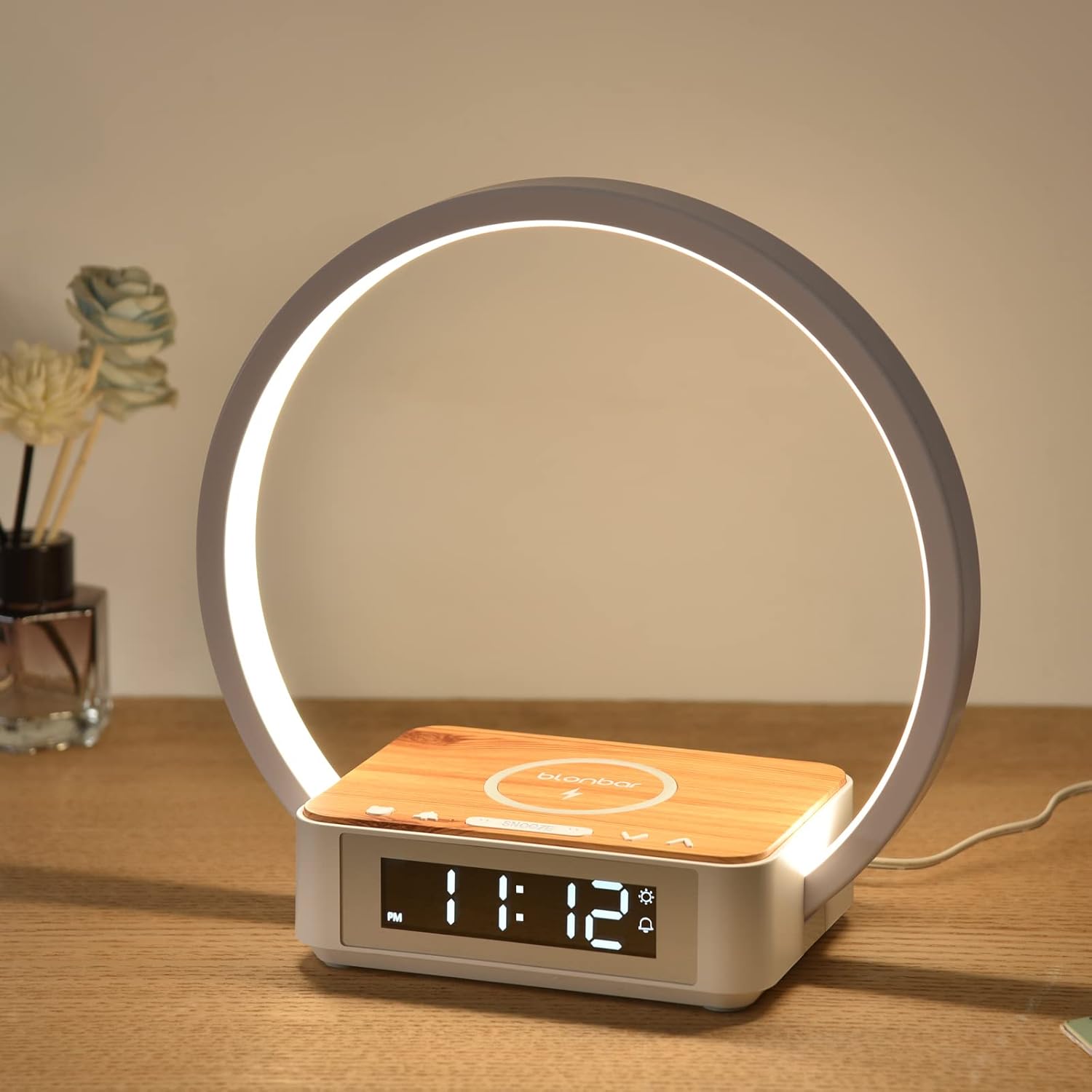 Detalle de blonbar LED Nachttischlampe mit Ladefunktion (10 W Wireless Charger) – Touch-Dimmung & Wake-up-Light Wecker