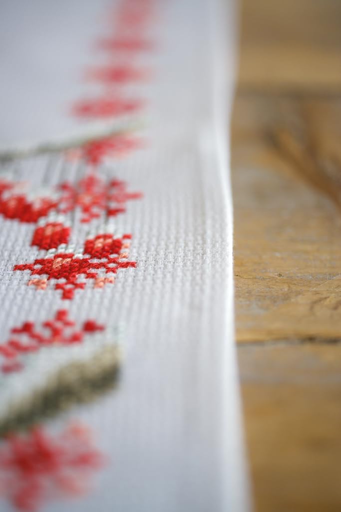 Detalle de VERVACO RUDZIK – liczony zestaw do haftu krzyżykowego na bieżnik 32 x 84 cm