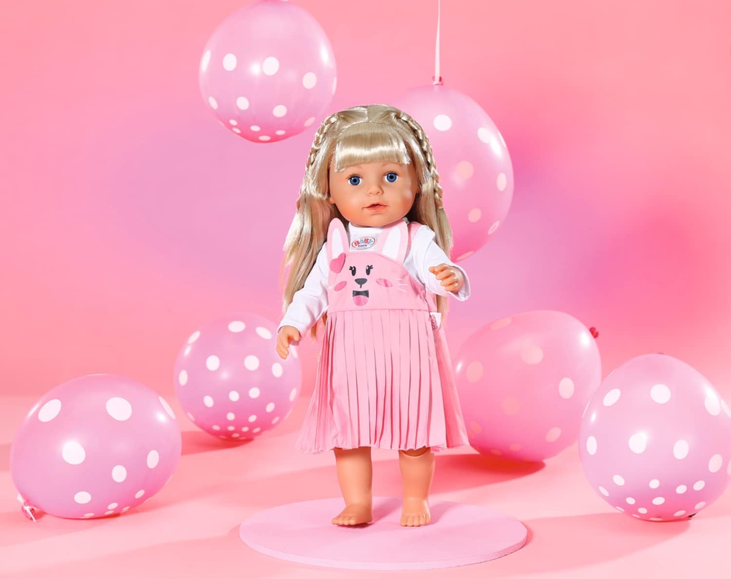 Detalle 2 de Baby Born Robe de Lapin pour poupées 43 cm – Ensemble complet avec robe, haut à manches longues et cintre