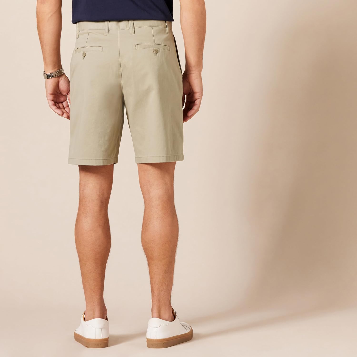 Thumbnail 1 de Amazon Essentials Men's Classic-Fit 9" Comfort Stretch Chino Shorts
