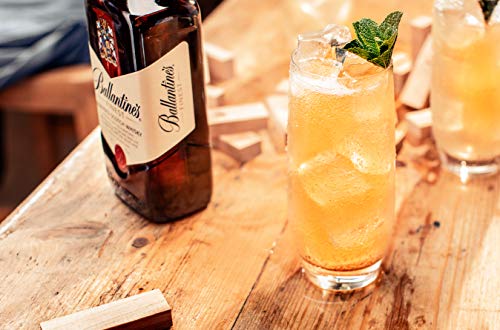 Thumbnail 6 de Ballantine's Finest Whisky Escocés Mezcla 2L 🥃